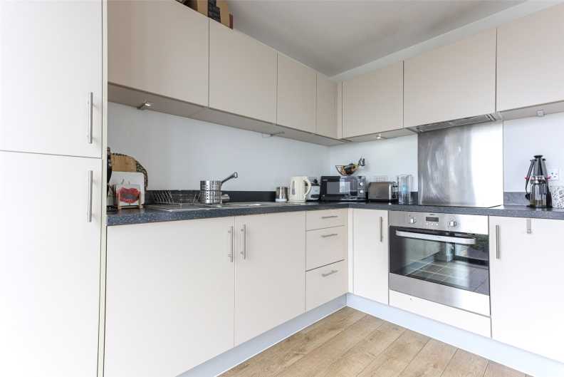 1 bedroom apartments/flats to sale in New Festival Avenue, Poplar-image 3