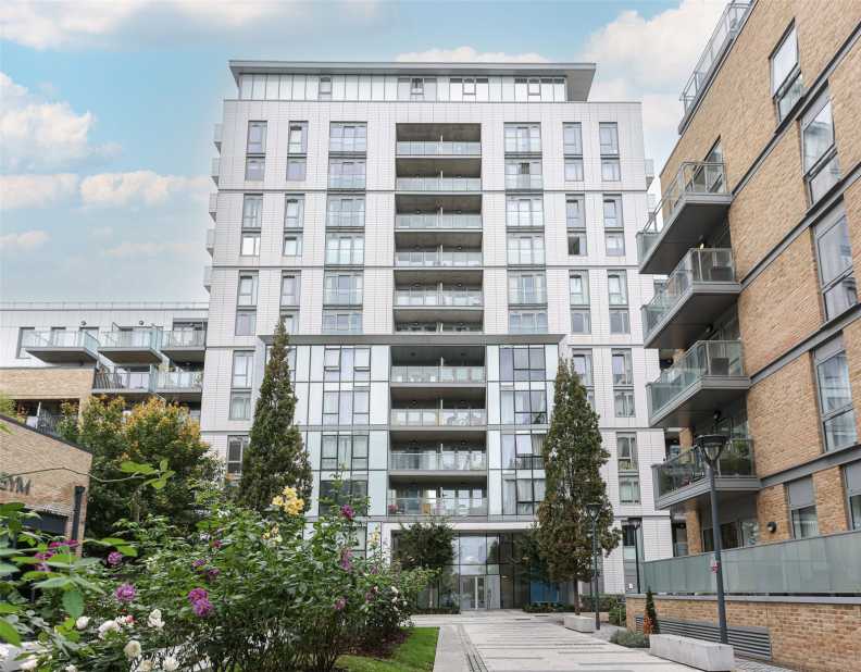 1 bedroom apartments/flats to sale in New Festival Avenue, Poplar-image 1