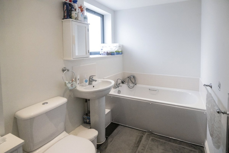 2 bedrooms apartments/flats for sale in Needleman Close, Pulse, Colindale - NW9 view 5