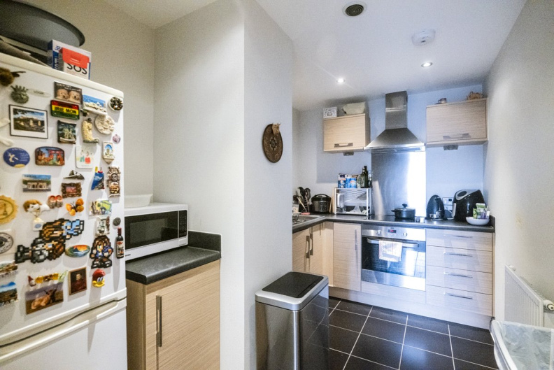 2 bedrooms apartments/flats for sale in Needleman Close, Pulse, Colindale - NW9 view 8