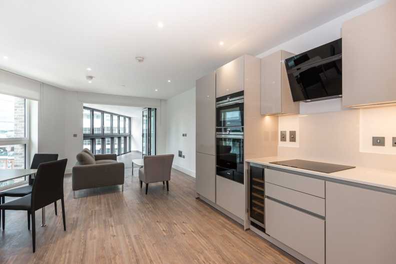2 bedrooms apartments/flats to sale in New Drum Street, Aldgate East-image 2