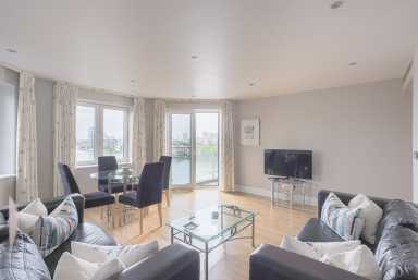 The Boulevard, Imperial Wharf SW6 image 2