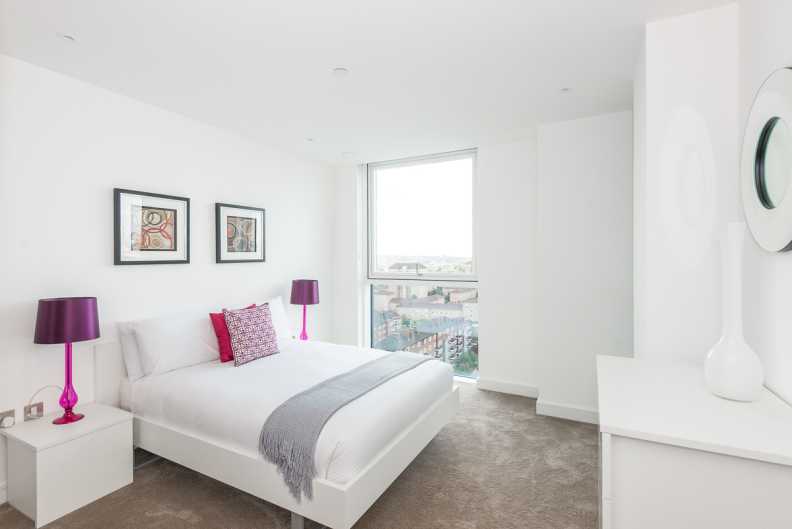 1 bedroom apartments/flats to sale in Hebden Place, Nine Elms-image 3