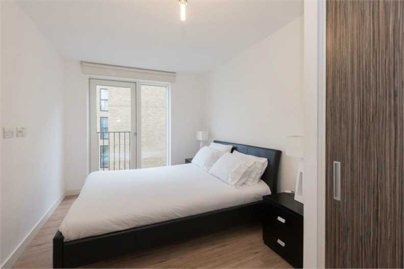 1 bedroom apartments/flats to sale in Conington Road, Lewisham-image 4