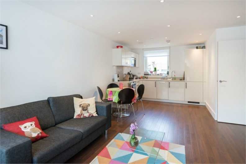 1 bedroom apartments/flats to sale in Queensland Terrace, London-image 2