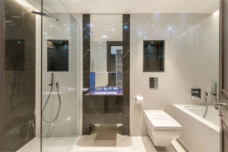 3 bedrooms apartments/flats to sale in Radnor Terrace, Kensington-image 6