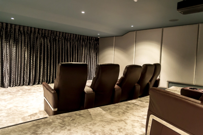 3 bedrooms apartments/flats to sale in Radnor Terrace, Kensington-image 19