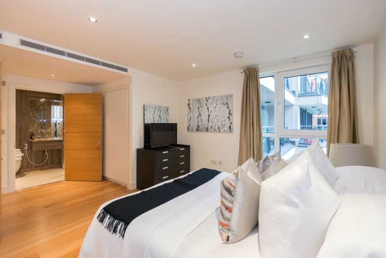2 bedrooms apartments/flats to sale in Lensbury Avenue, London-image 7