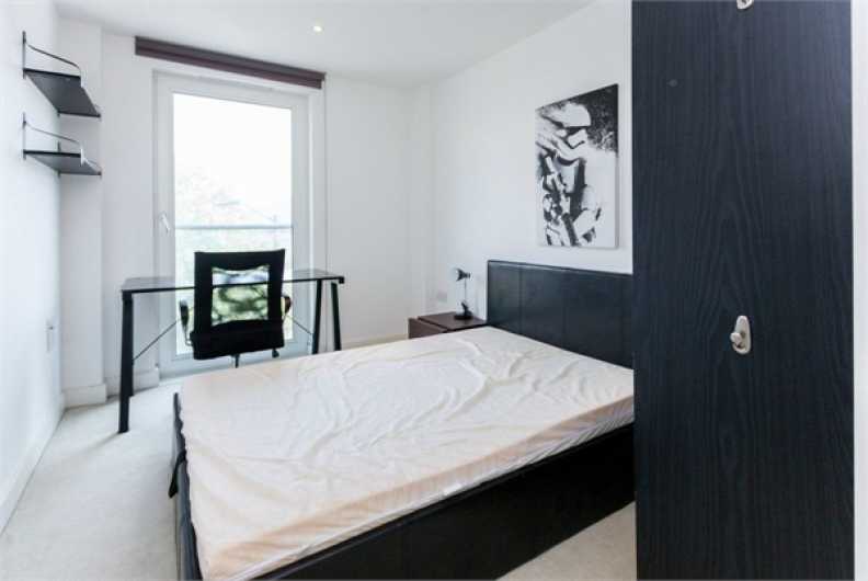 2 bedrooms apartments/flats to sale in Marine Wharf, Surrey Quay-image 2