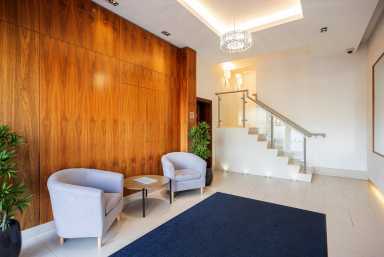 Kew Bridge Road, Brentford - TW8 view 22