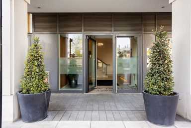 Kew Bridge Road, Brentford - TW8 view 8