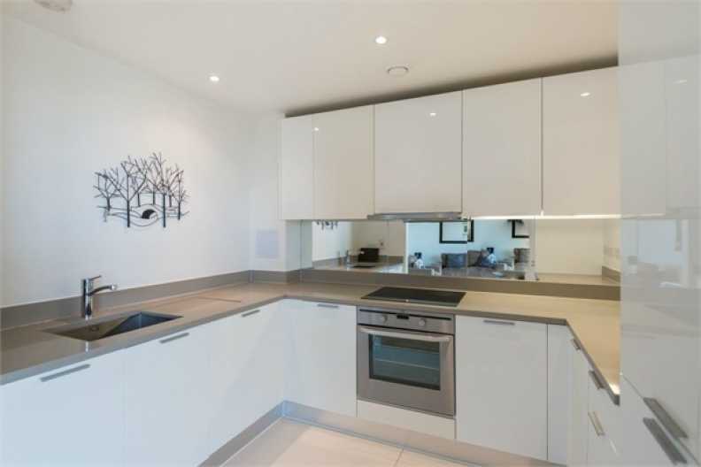 2 bedrooms apartments/flats to sale in Station Approach, Hayes, Greater London-image 4