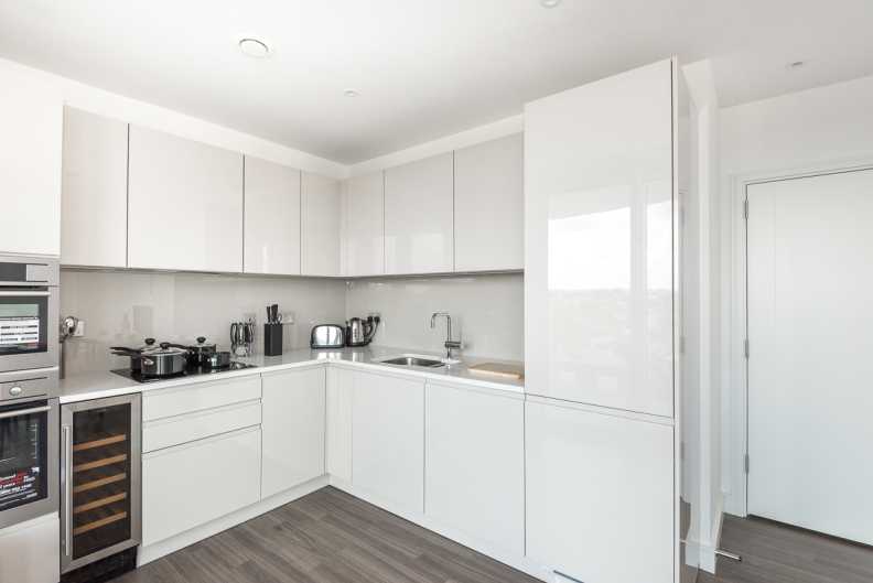 2 bedrooms apartments/flats to sale in Hebden Place, Nine Elms-image 2