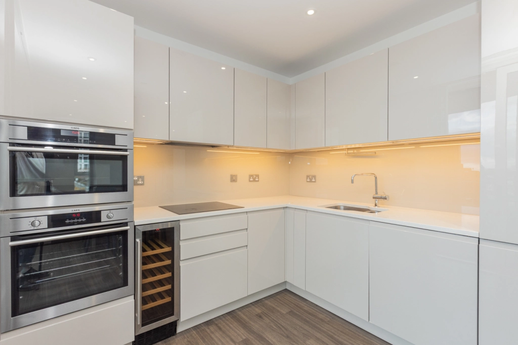 2 bedrooms apartments/flats for sale in Hebden Place, Nine Elms - SW8 view 3