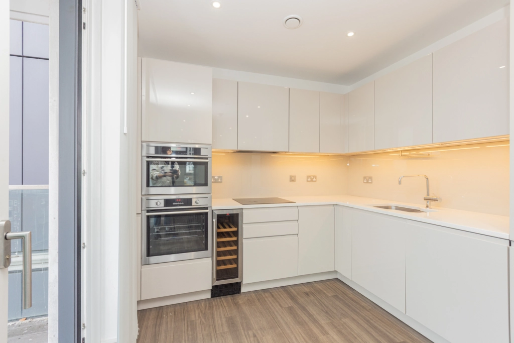 2 bedrooms apartments/flats for sale in Hebden Place, Nine Elms - SW8 view 13