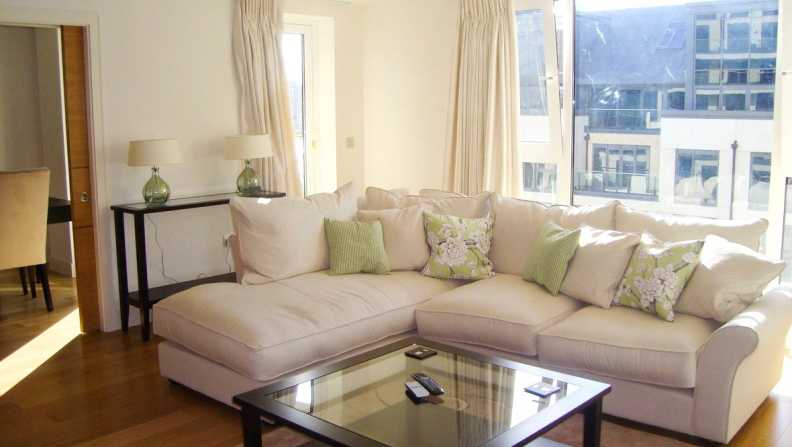 3 bedrooms apartments/flats to sale in Lensbury Avenue, Imperial Wharf, Fulham-image 2