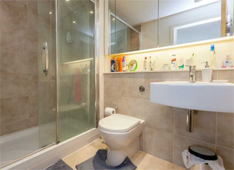 3 bedrooms apartments/flats to sale in Boulevard Drive, Beaufort Park, Colindale-image 13