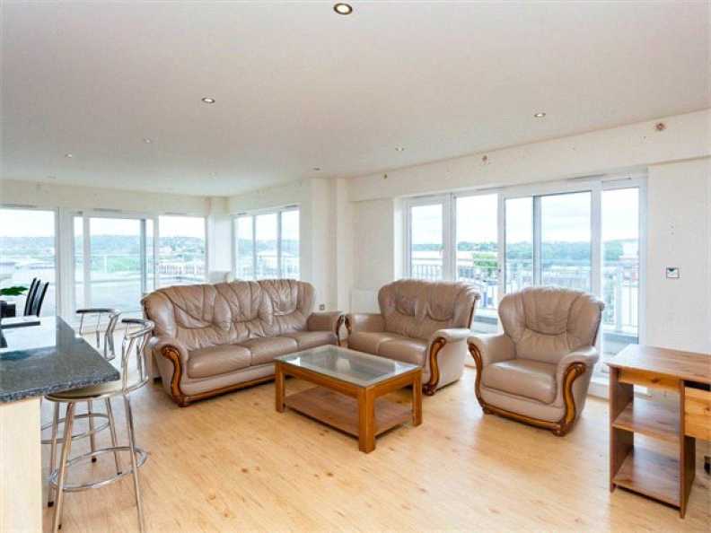 3 bedrooms apartments/flats to sale in Boulevard Drive, Beaufort Park, Colindale-image 2