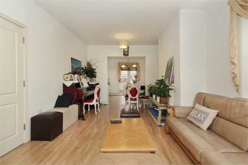 6 bedrooms houses to sale in Worcester Park, Surrey-image 3