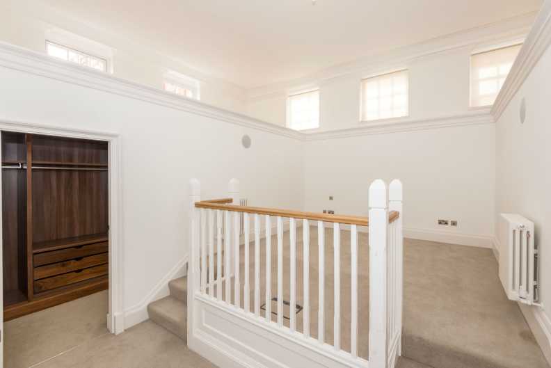 4 bedrooms apartments/flats to sale in Vitali Close, Putney-image 15