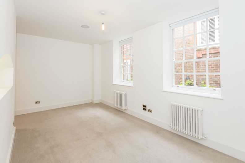 4 bedrooms apartments/flats to sale in Vitali Close, Putney-image 13