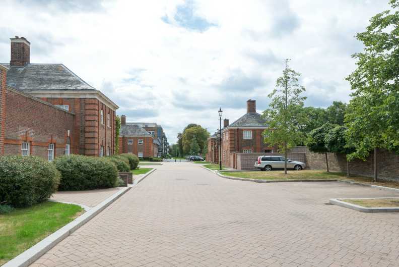 4 bedrooms apartments/flats to sale in Vitali Close, Putney-image 7