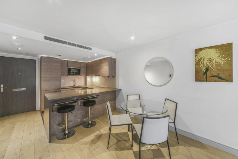 1 bedroom apartments/flats for sale in Townmead Road, Fulham - SW6 view 12