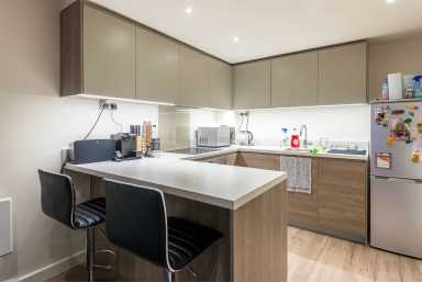 Golding House, 11 Beaufort Square, Colindale - NW9 view 4