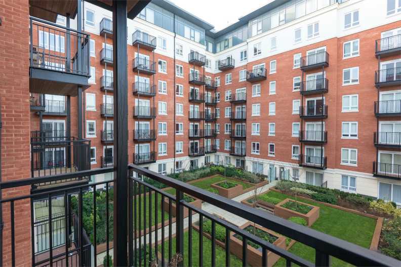 1 bedroom apartments/flats to sale in Golding House, 11 Beaufort Square, Colindale-image 7