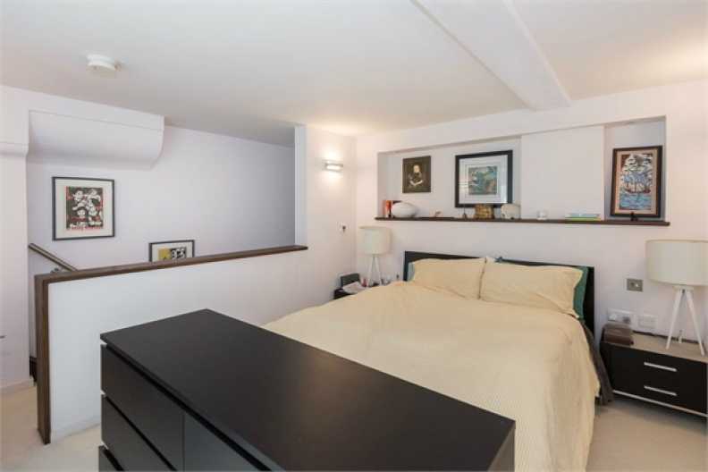 1 bedroom apartments/flats to sale in Augustas Lane, London-image 6