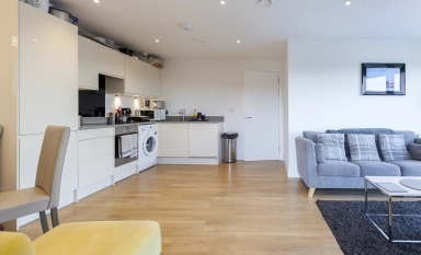 Tilston Bright Square, Abbey Wood SE2 image 9
