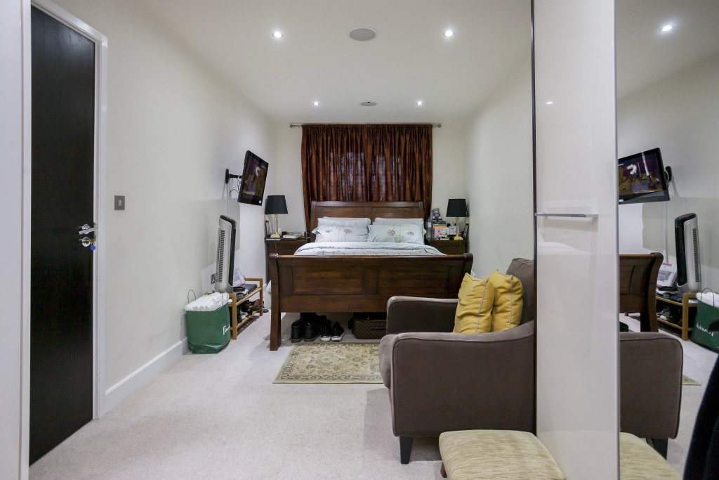 3 bedrooms apartments/flats for sale in Boulevard Drive, Beaufort Park, Colindale - NW9 view 6