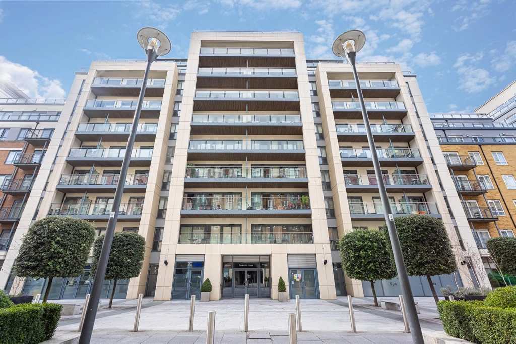 3 bedrooms apartments/flats for sale in Boulevard Drive, Beaufort Park, Colindale - NW9 view 4