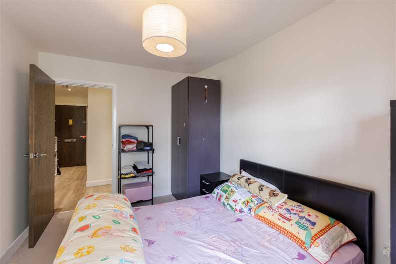 2 bedrooms apartments/flats for sale in Beaufort Square, Beaufort Park, Colindale - NW9 view 9