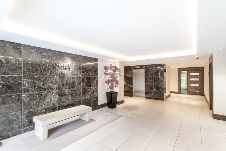 2 bedrooms apartments/flats for sale in Beaufort Square, Beaufort Park, Colindale - NW9 view 19