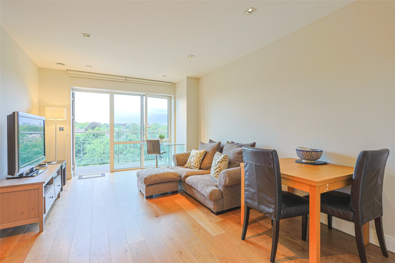 2 bedrooms apartments/flats to sale in Dickens Yard, Ealing-image 2