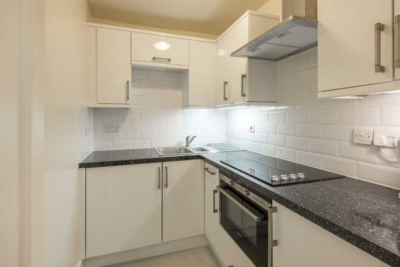 1 bedroom apartments/flats to sale in Garrick House, Carrington Street, Mayfair-image 4