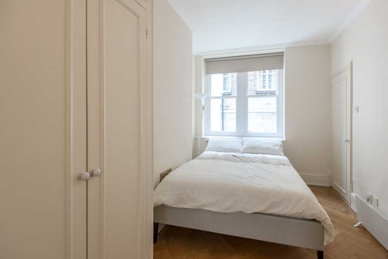 1 bedroom apartments/flats to sale in Garrick House, Carrington Street, Mayfair-image 6