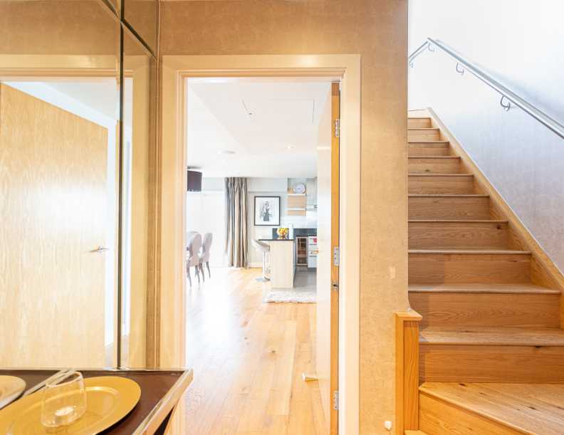 3 bedrooms apartments/flats to sale in Boulevard Drive, Beaufort Park, Colindale-image 15