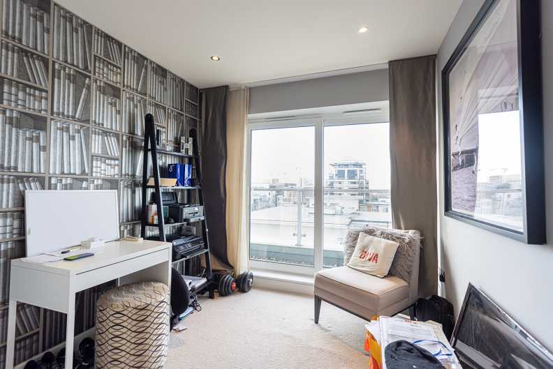 3 bedrooms apartments/flats to sale in Boulevard Drive, Beaufort Park, Colindale-image 9