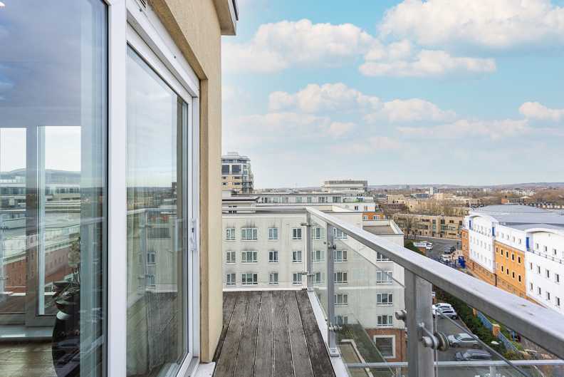 3 bedrooms apartments/flats to sale in Boulevard Drive, Beaufort Park, Colindale-image 27