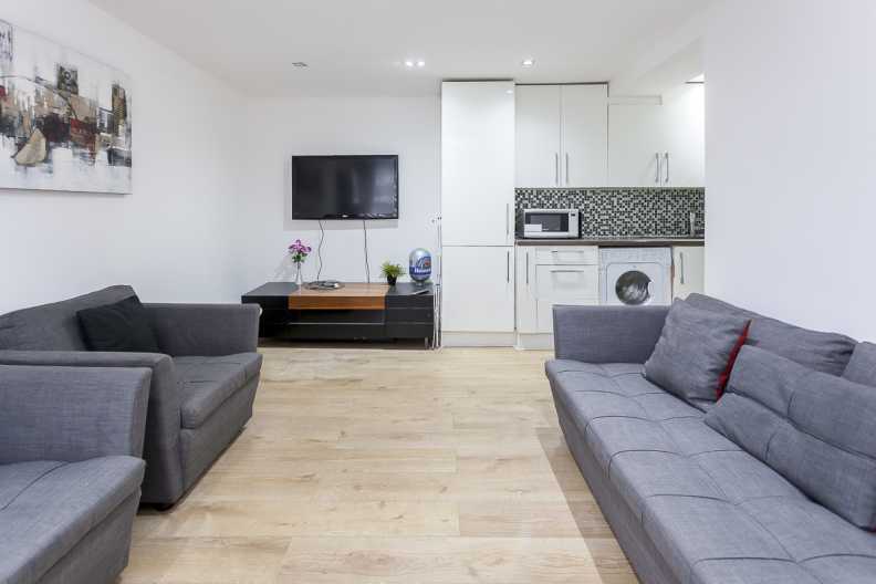 3 bedrooms apartments/flats to sale in Park West, Edgware Road, London-image 2