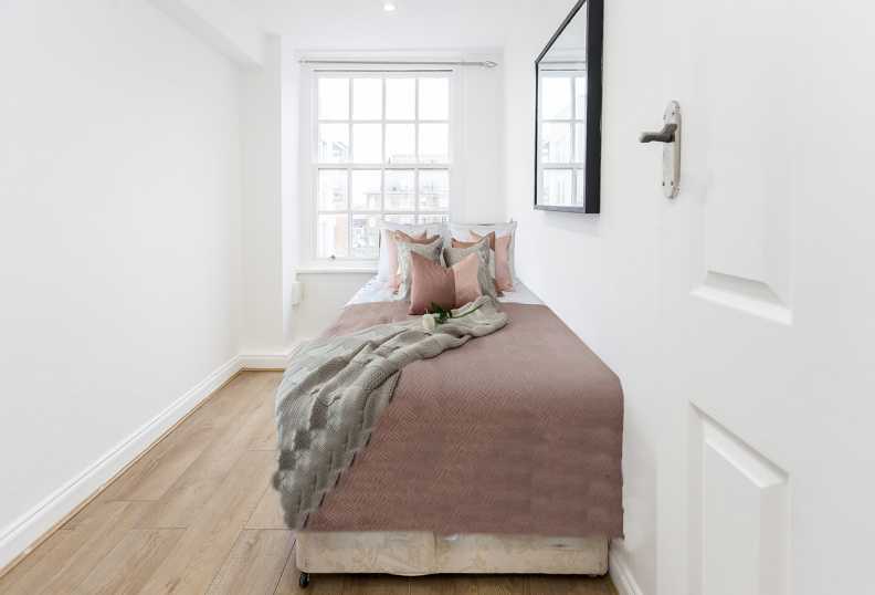 3 bedrooms apartments/flats to sale in Park West, Edgware Road, London-image 10
