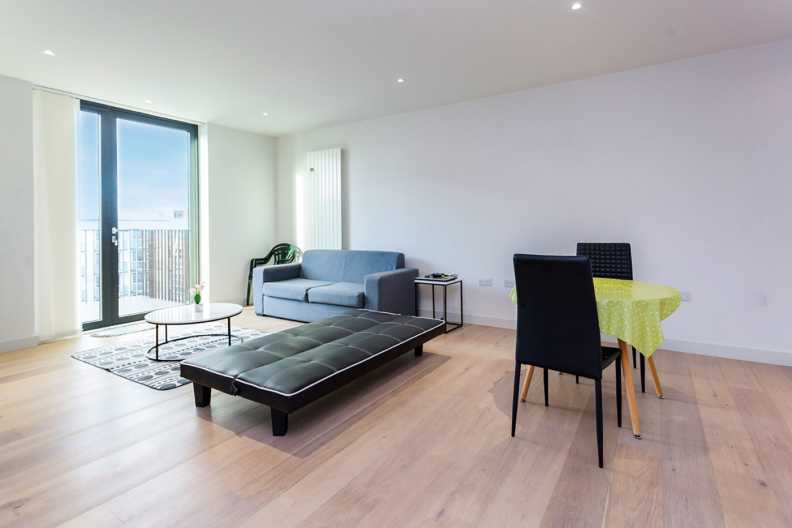 1 bedroom apartments/flats to sale in Rope Terrace, Royal Docks-image 6