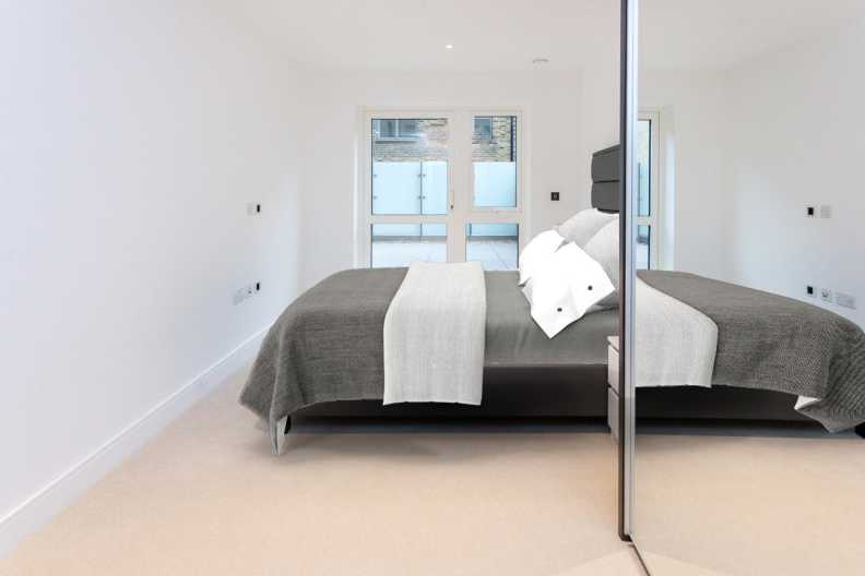 2 bedrooms apartments/flats to sale in Dickens Yard, Ealing-image 10