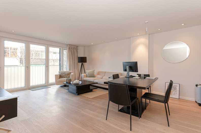 1 bedroom apartments/flats to sale in Kensington Church Street, Notting Hill-image 8