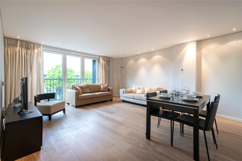 1 bedroom apartments/flats for sale in Kensington Church Street, Kensington - W8 view 2