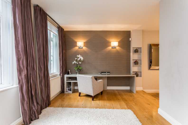 2 bedrooms apartments/flats for sale in Strype Street, Spitalfields - E1 view 3