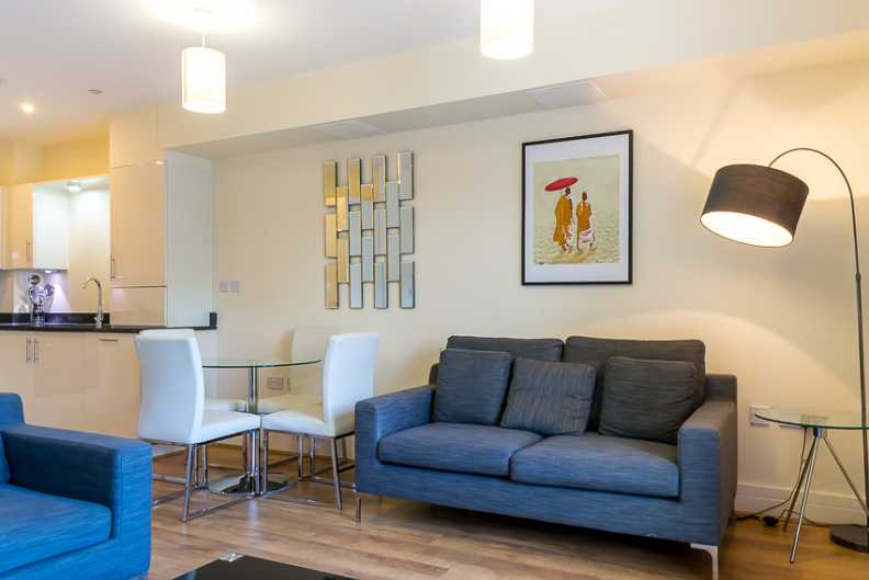 1 bedroom apartments/flats to sale in Blagrove Road, Teddington-image 4