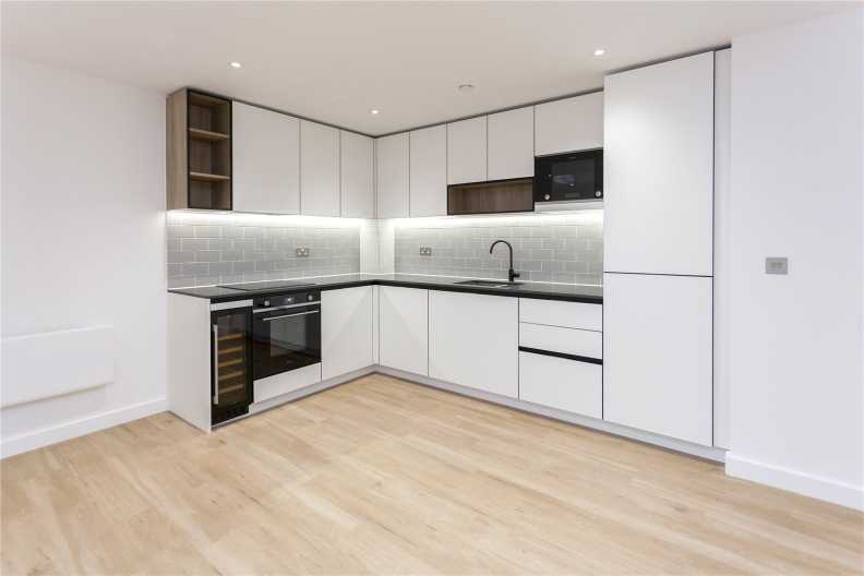 2 bedrooms apartments/flats to sale in Beaufort Square, Colindale-image 1